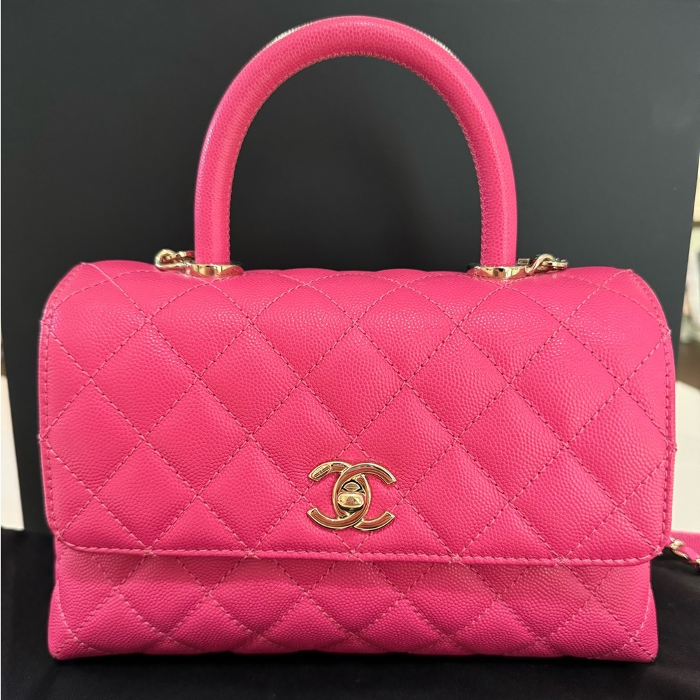 SOLD! Chanel Caviar (Barbie) Pink Coco Handle 22K with gold hardware